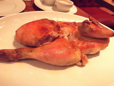 【LA COCORICO （ラ・ココリコ）上野本店】清澄な薩摩ハーブ悠然鶏のロティサリーチキンが自慢の雰囲気抜群レストラン。
